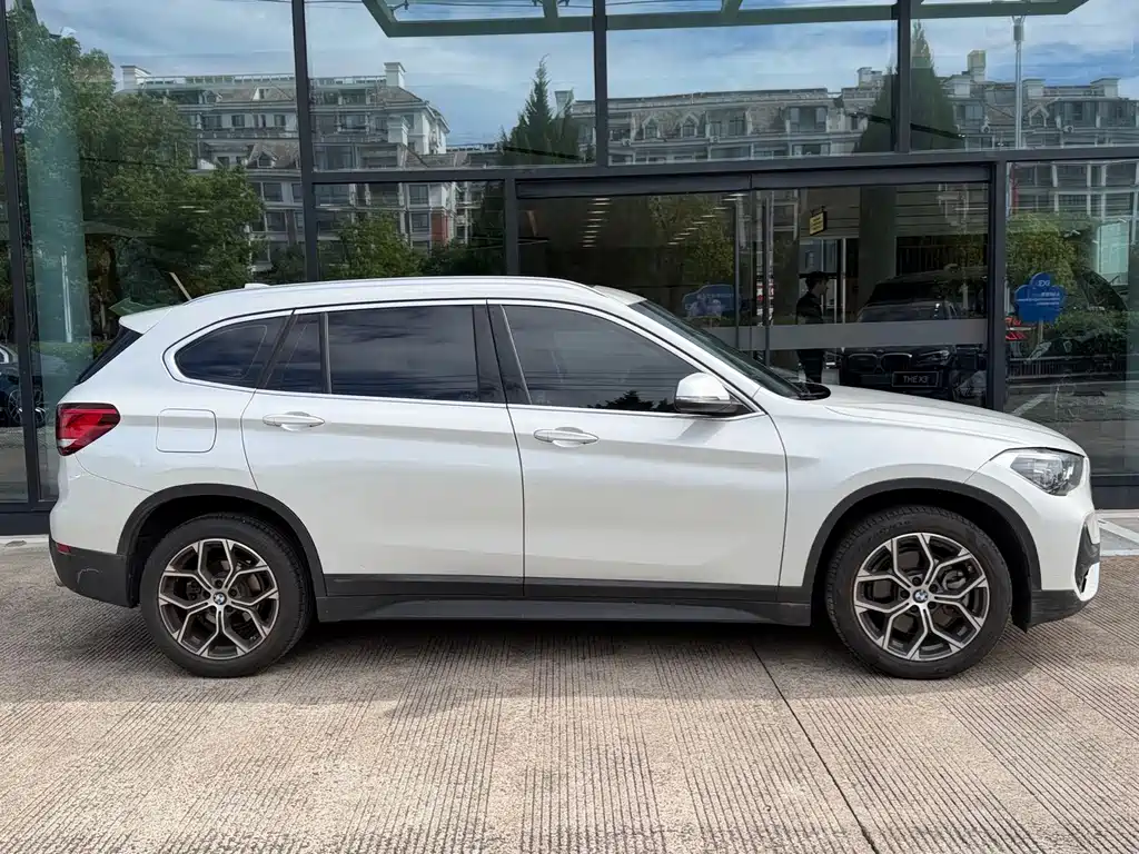 BMW X1 — миниатюра 7