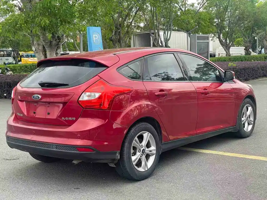 Ford Focus — миниатюра 9