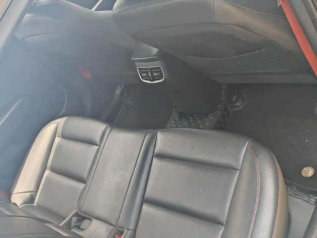 Hyundai Elantra — миниатюра 11