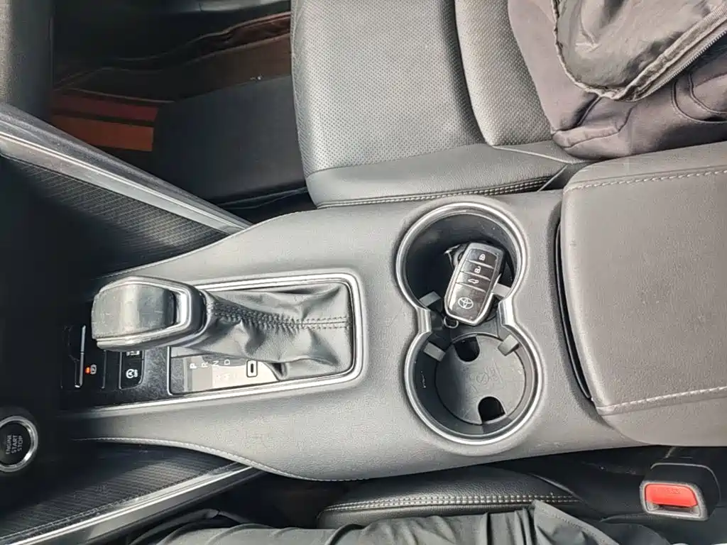 Toyota Venza — миниатюра 14