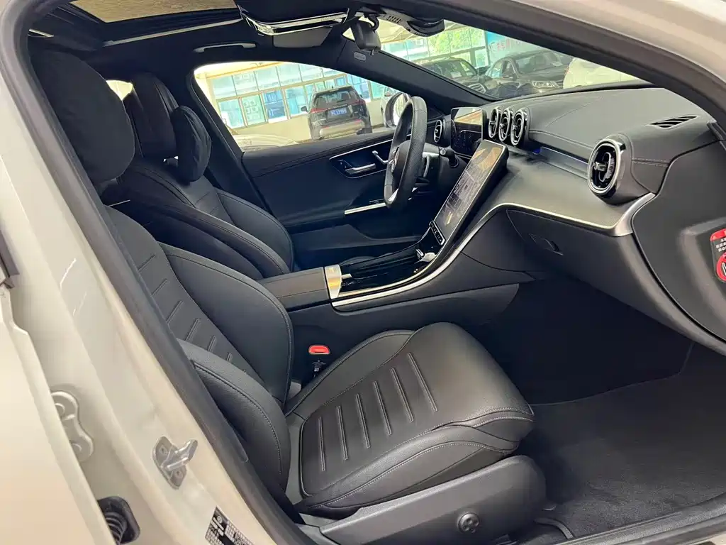 Mercedes-Benz C-Class — миниатюра 7
