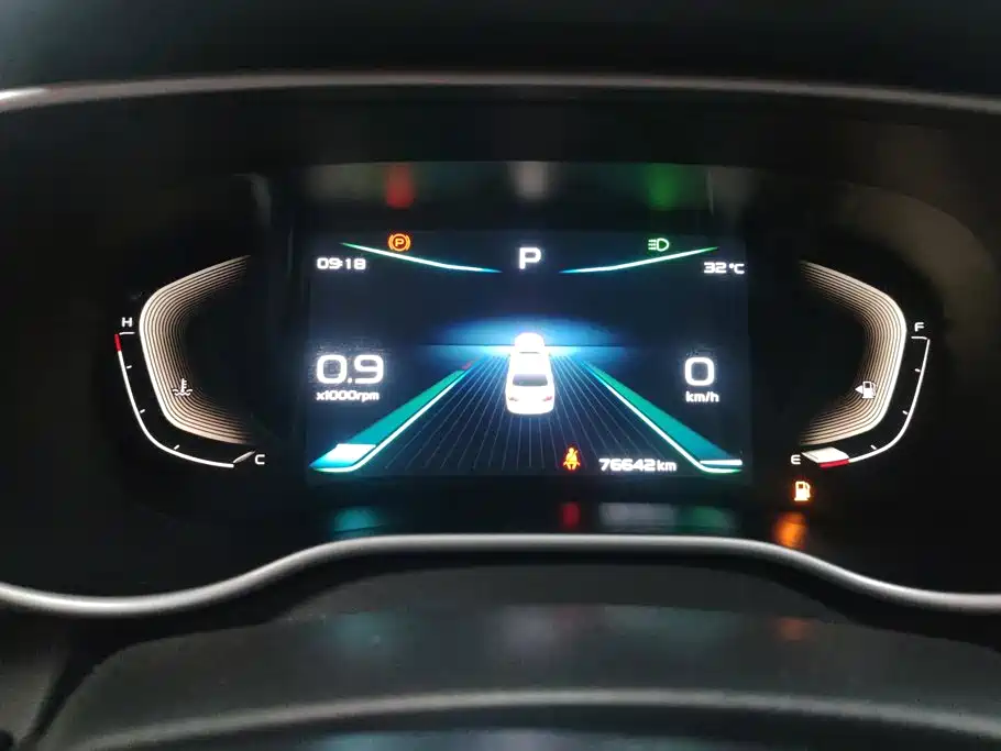 Geely Emgrand — миниатюра 14