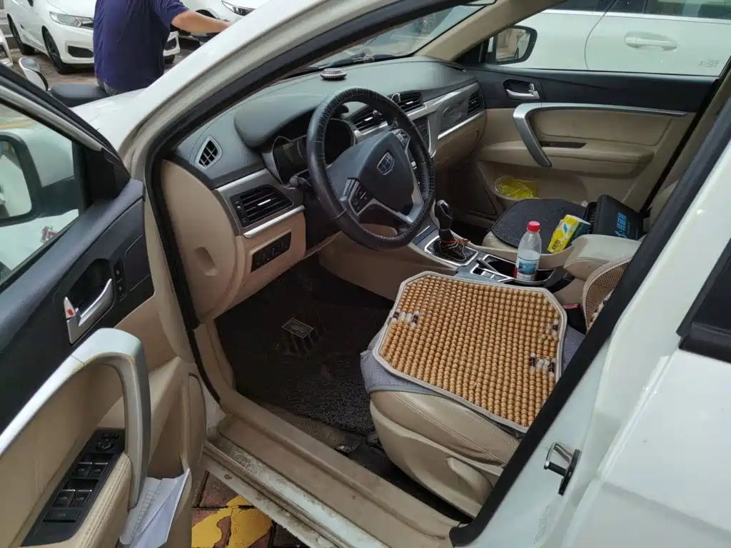 Geely Emgrand — миниатюра 12