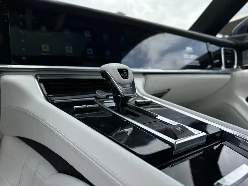 Porsche Panamera — миниатюра 10