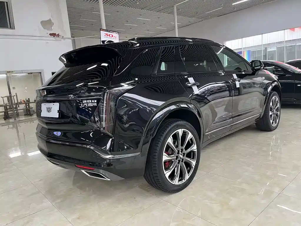 CADILLAC XT5