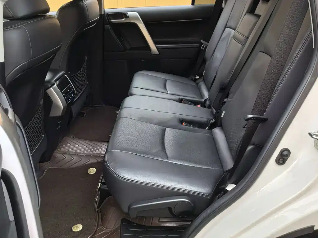 Toyota Prado — миниатюра 7