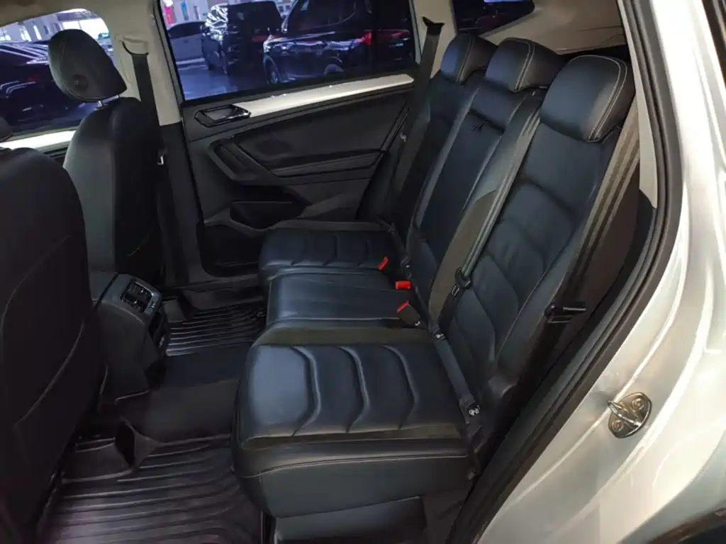 Volkswagen Tiguan L — миниатюра 17
