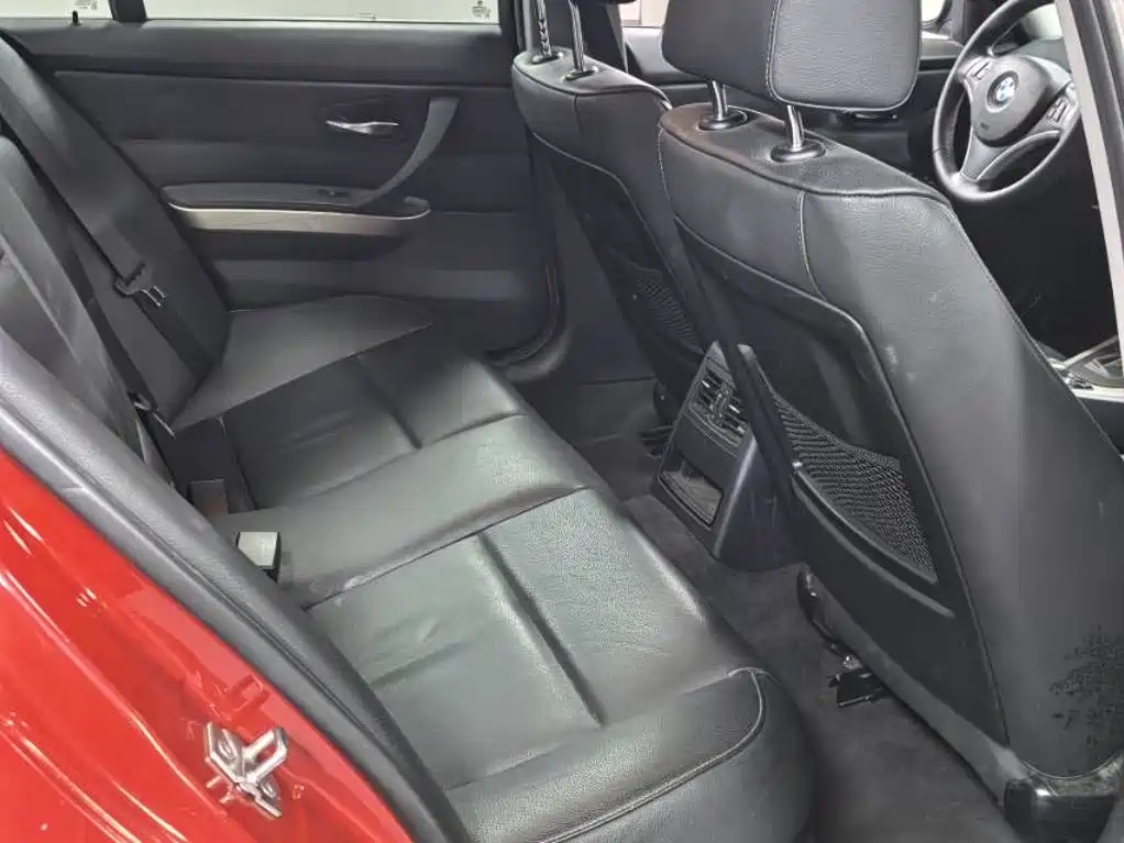 BMW 3 Series — миниатюра 9