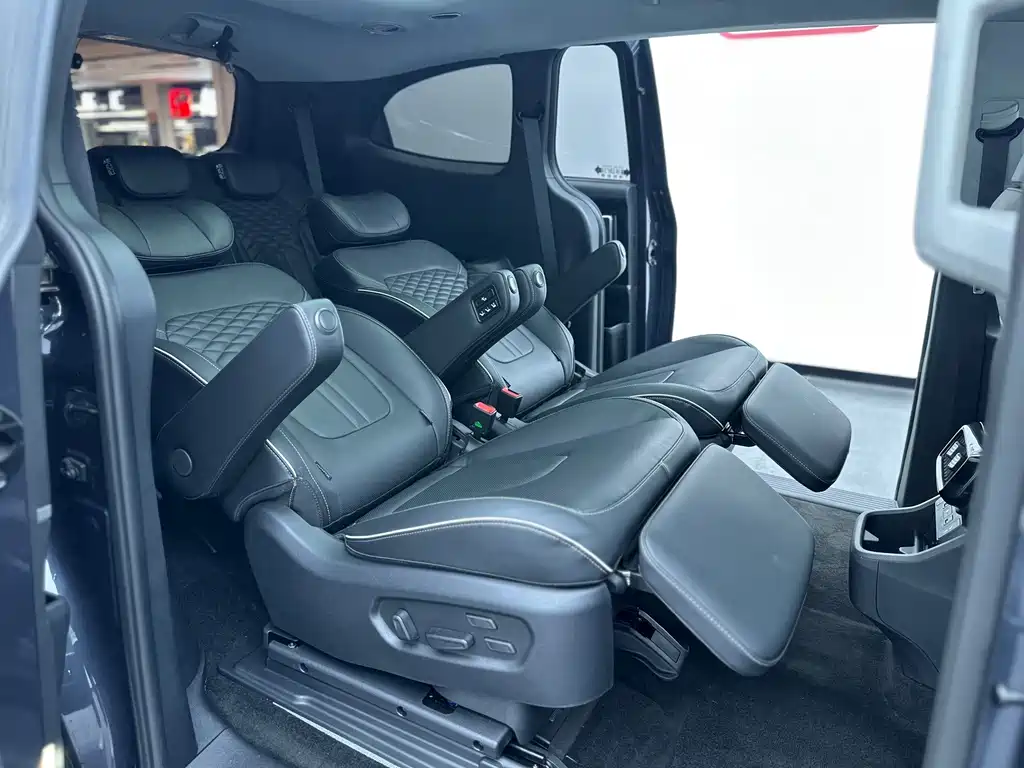 Hyundai Custo — миниатюра 31