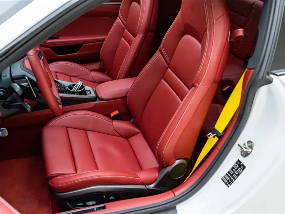Porsche 911 2020 Carrera 3.0T