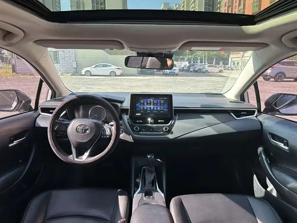 Toyota Corolla — миниатюра 8