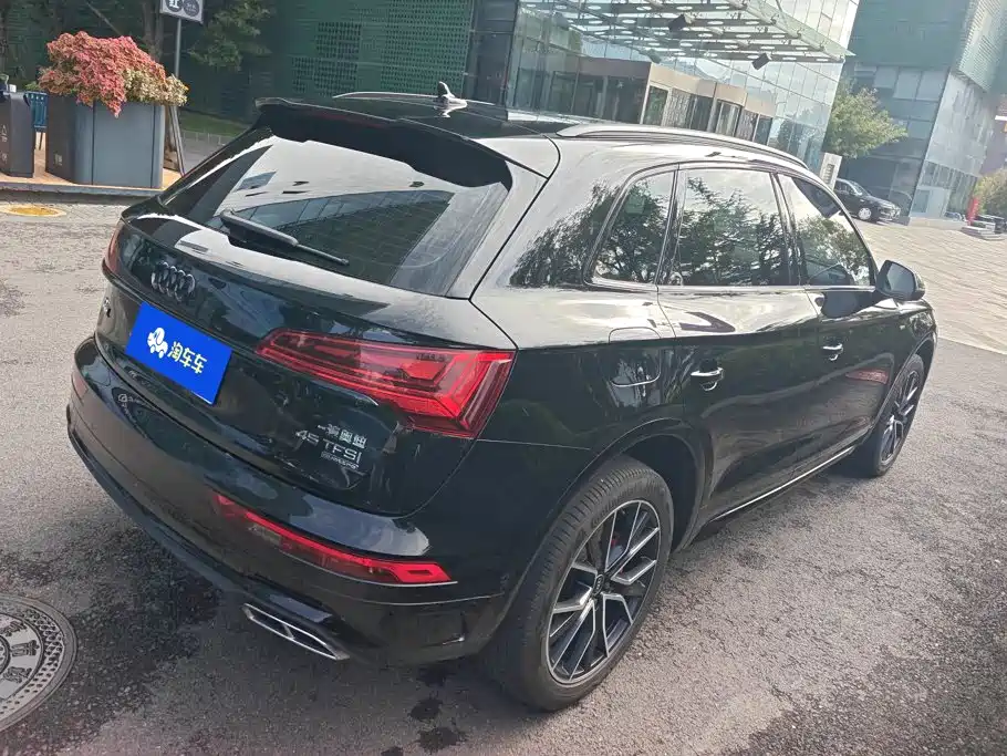 Audi Q5L — миниатюра 3