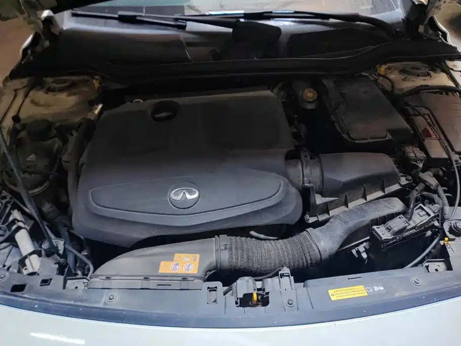 Infiniti QX30 — миниатюра 10