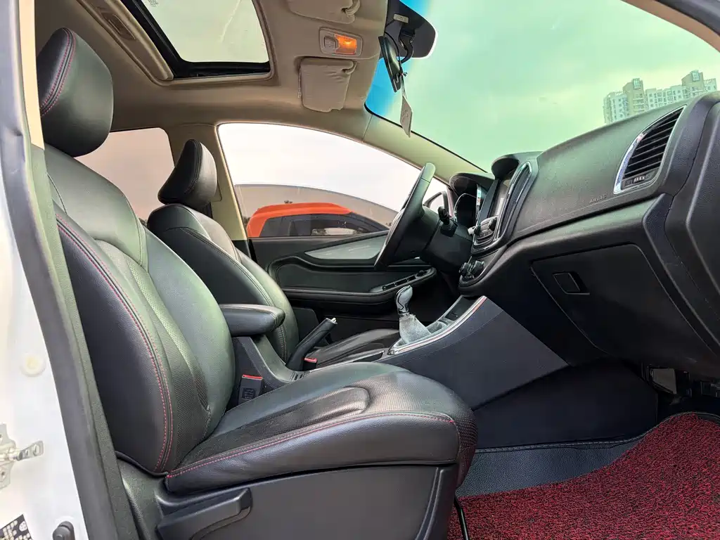 Baojun 560 — миниатюра 13