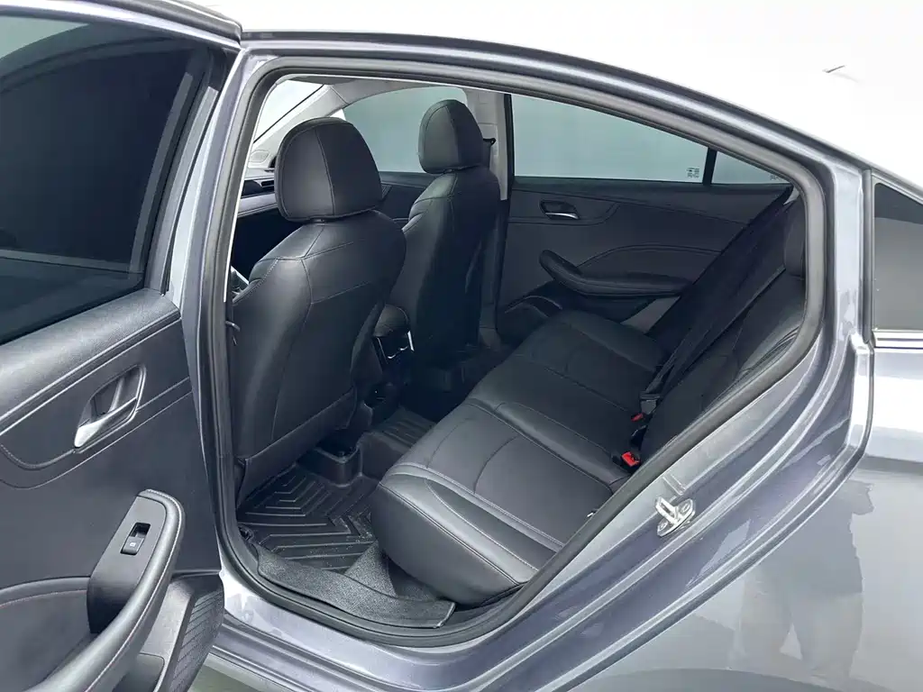 Roewe i5 — миниатюра 6