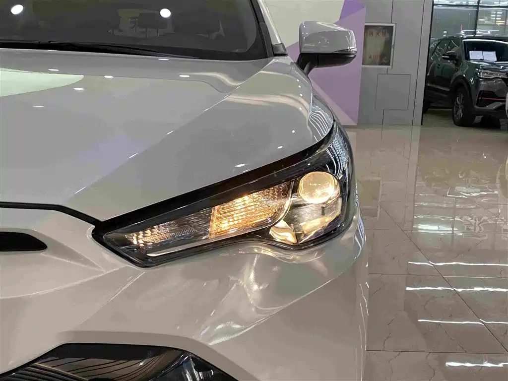 Toyota Frontlander — миниатюра 4