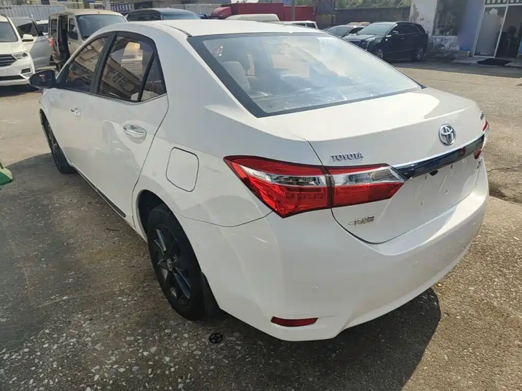 Toyota Corolla — миниатюра 5