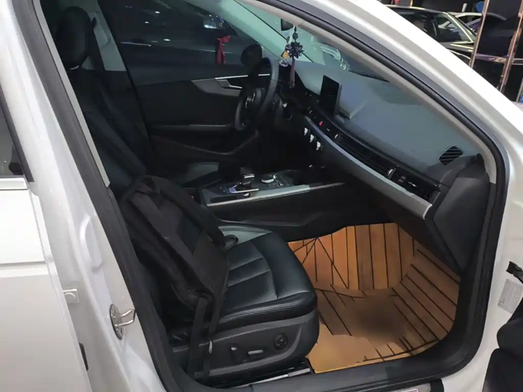 Audi A4L — миниатюра 25