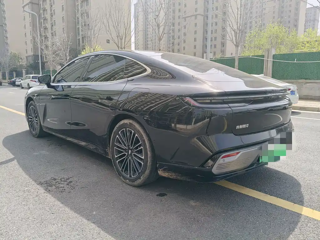 GEELY GALAXY GALAXY SPARKLE 8