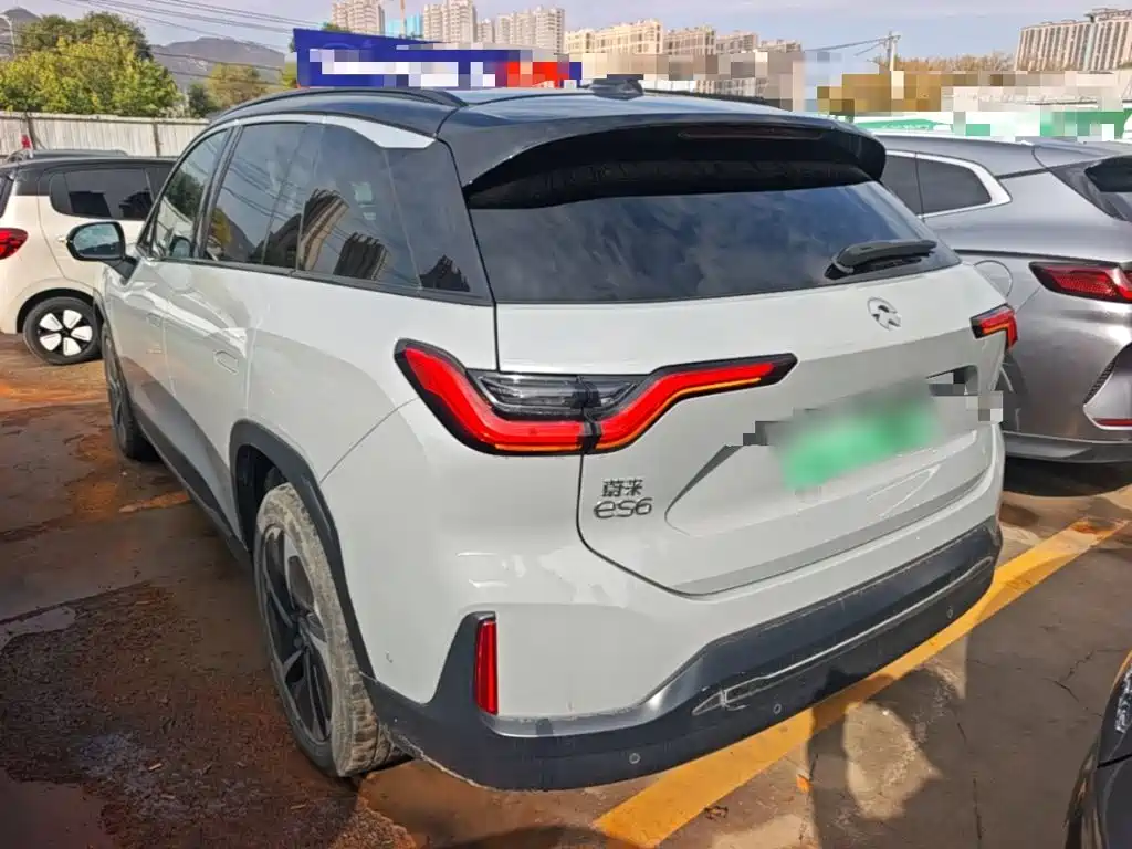 NIO ES6 — миниатюра 5