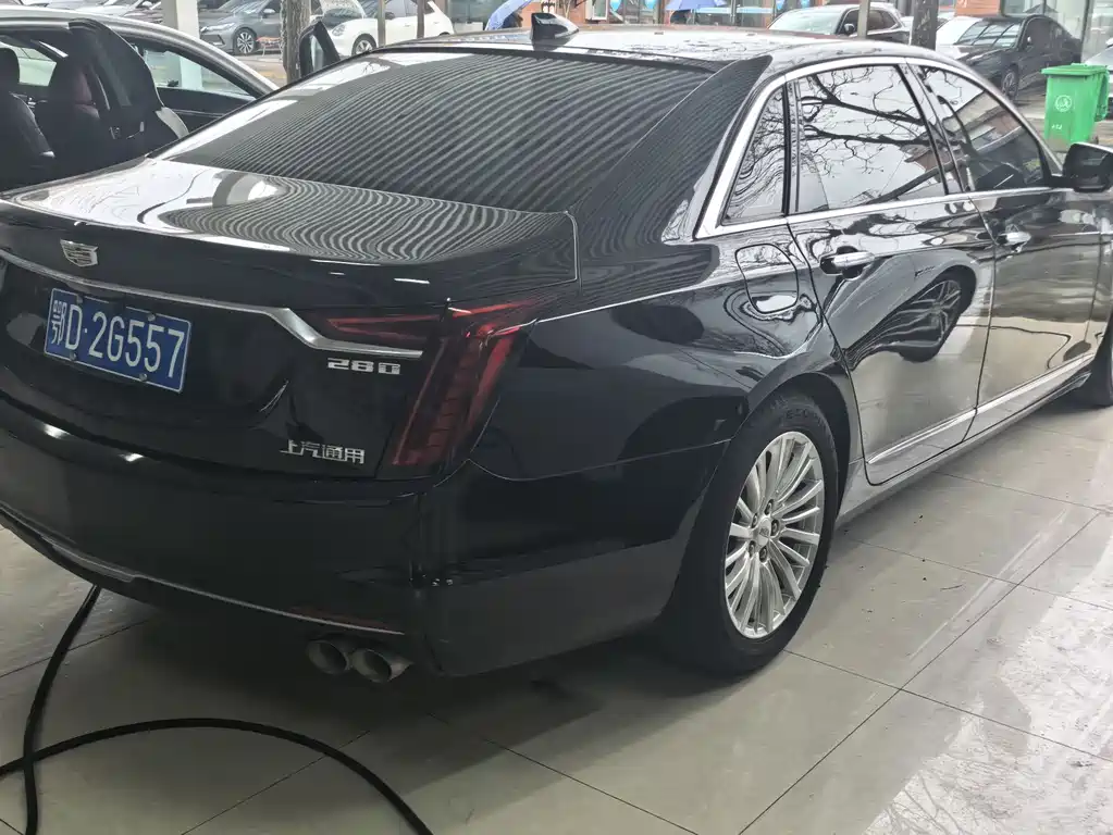 CADILLAC CT6