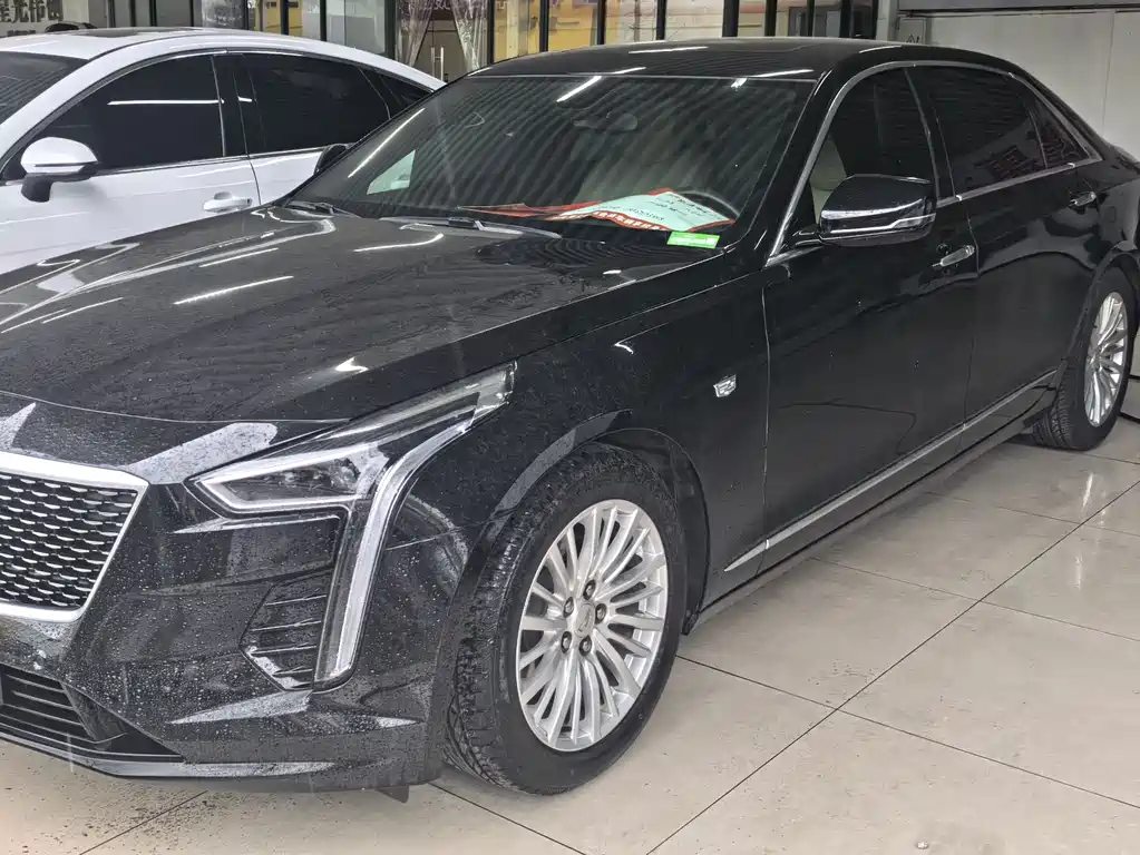 CADILLAC CT6