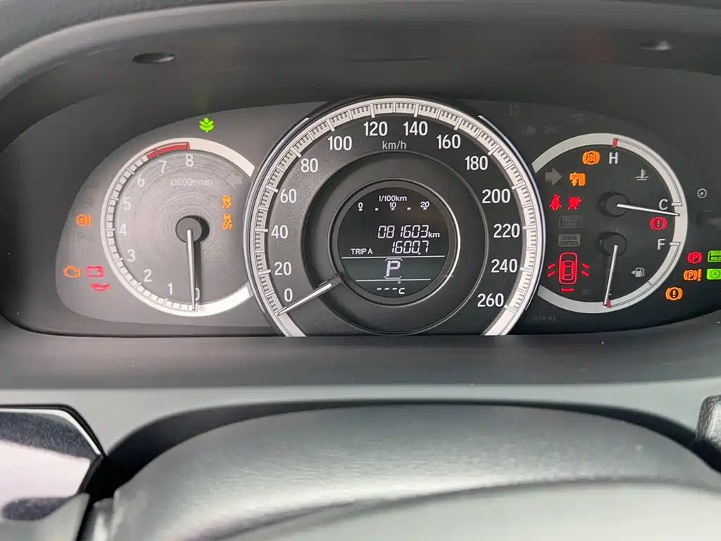 Honda Accord — миниатюра 12