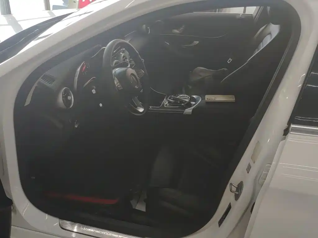 Mercedes-Benz C-Class — миниатюра 15