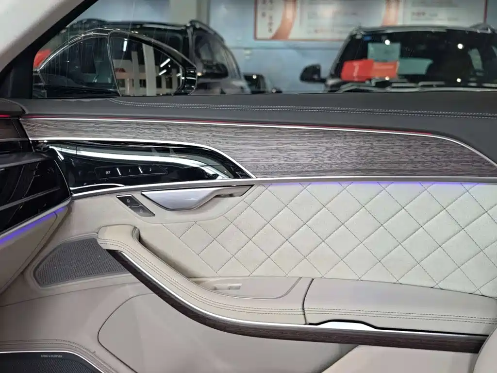 Audi A8 — миниатюра 27