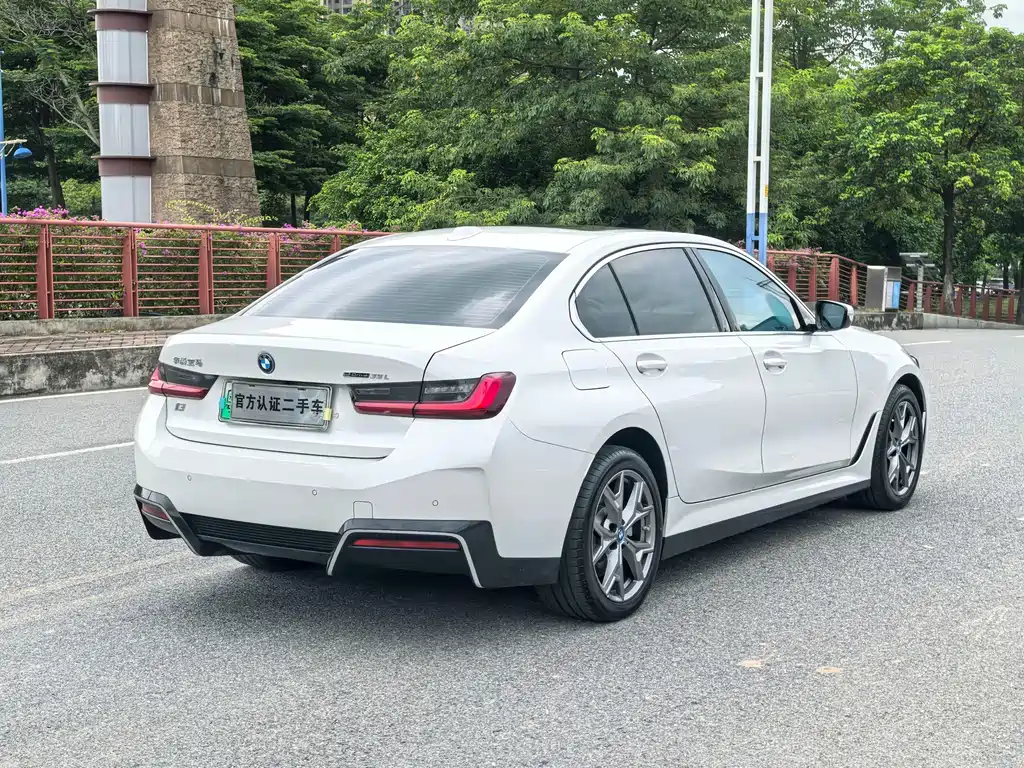 BMW i3 — миниатюра 20