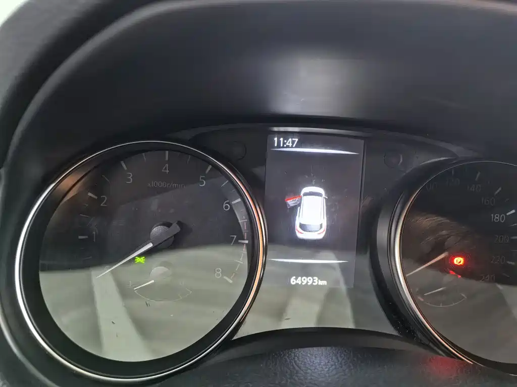 Nissan Qashqai — миниатюра 10