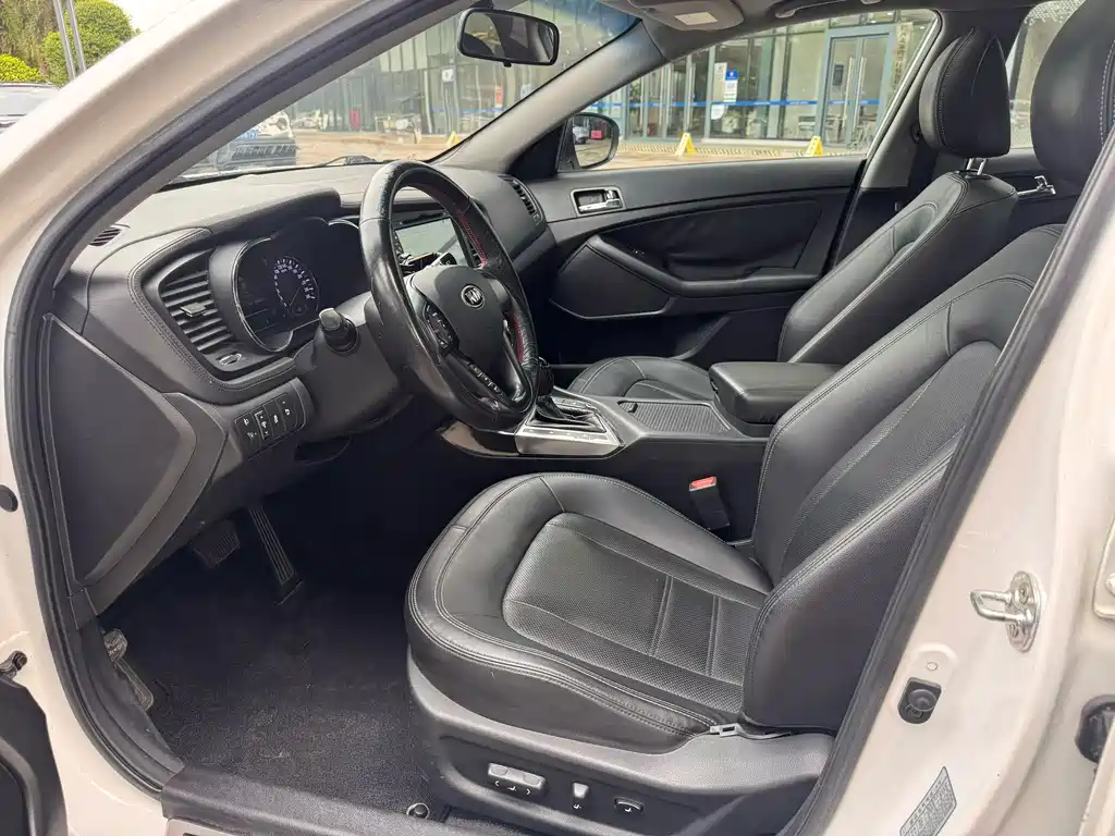 Kia K5 — миниатюра 6