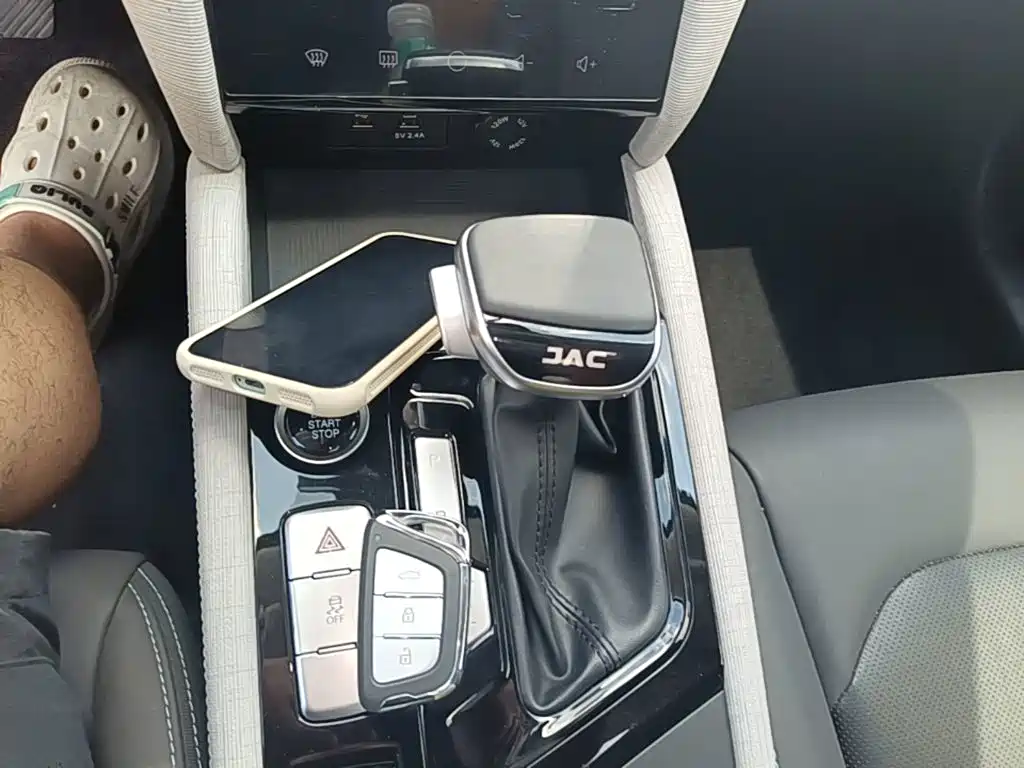 JAC A5 — миниатюра 14