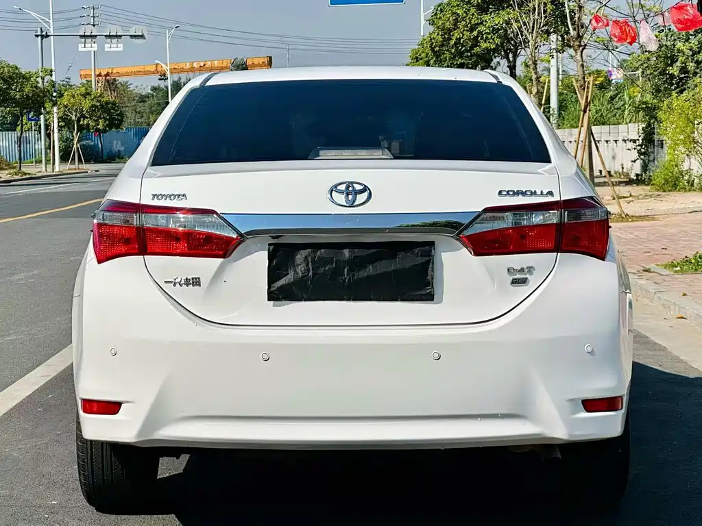 Toyota Corolla — миниатюра 5