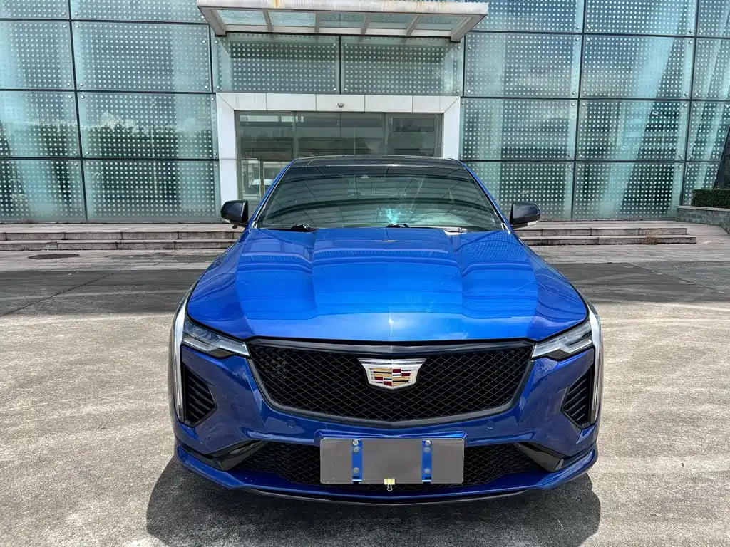 Cadillac CT4 — миниатюра 2