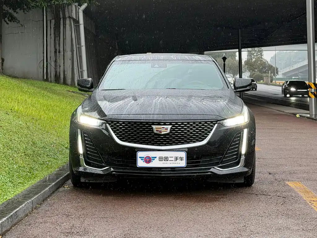 Cadillac CT5 — миниатюра 2