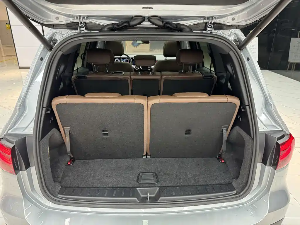 Mercedes-Benz GLB — миниатюра 14