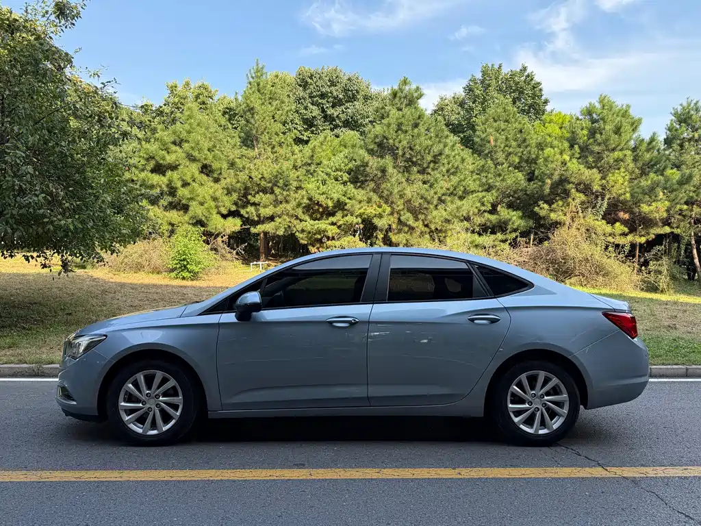 Buick Verano — миниатюра 3