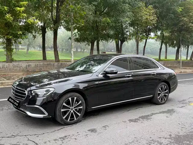 Mercedes-Benz E-Class PHEV
