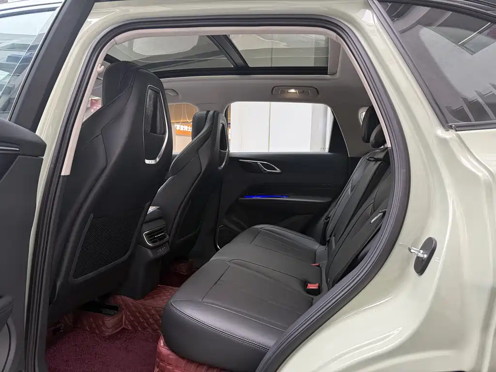 Hongqi HONGQI HS3 PHEV