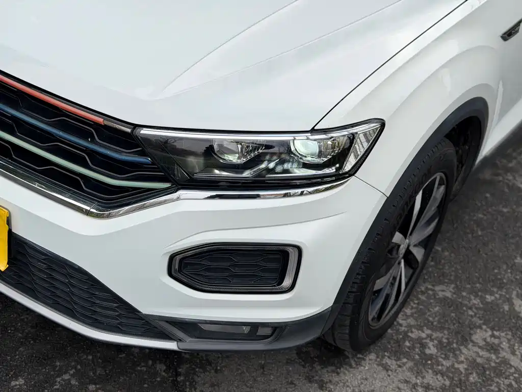 VOLKSWAGEN T ROC EXPLORING SONGS