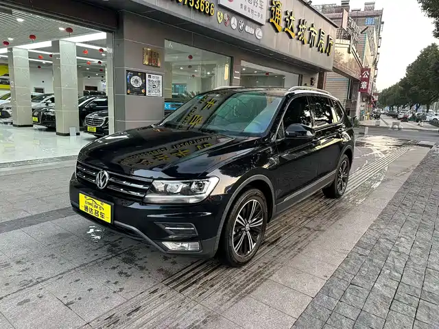 VOLKSWAGEN TIGUAN L 2019