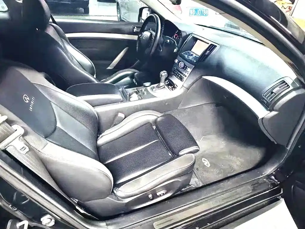 Infiniti G — миниатюра 6