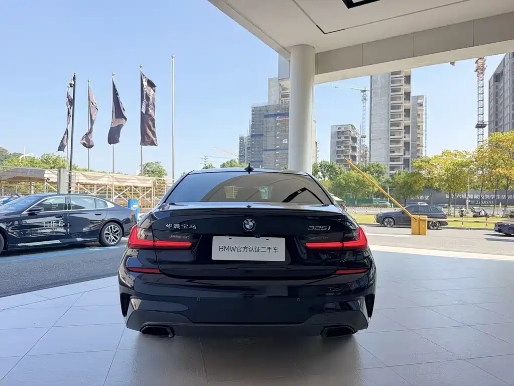BMW 3 Series — миниатюра 5