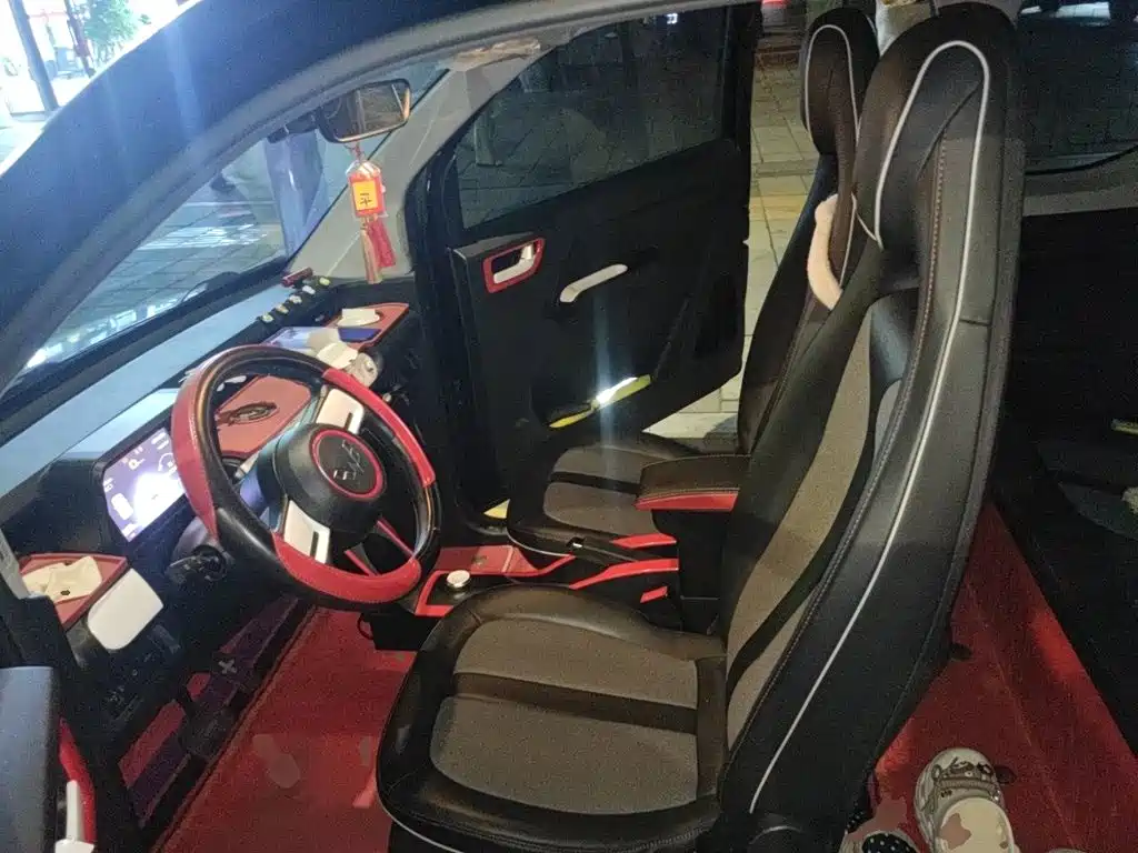 Wuling MINIEV — миниатюра 11