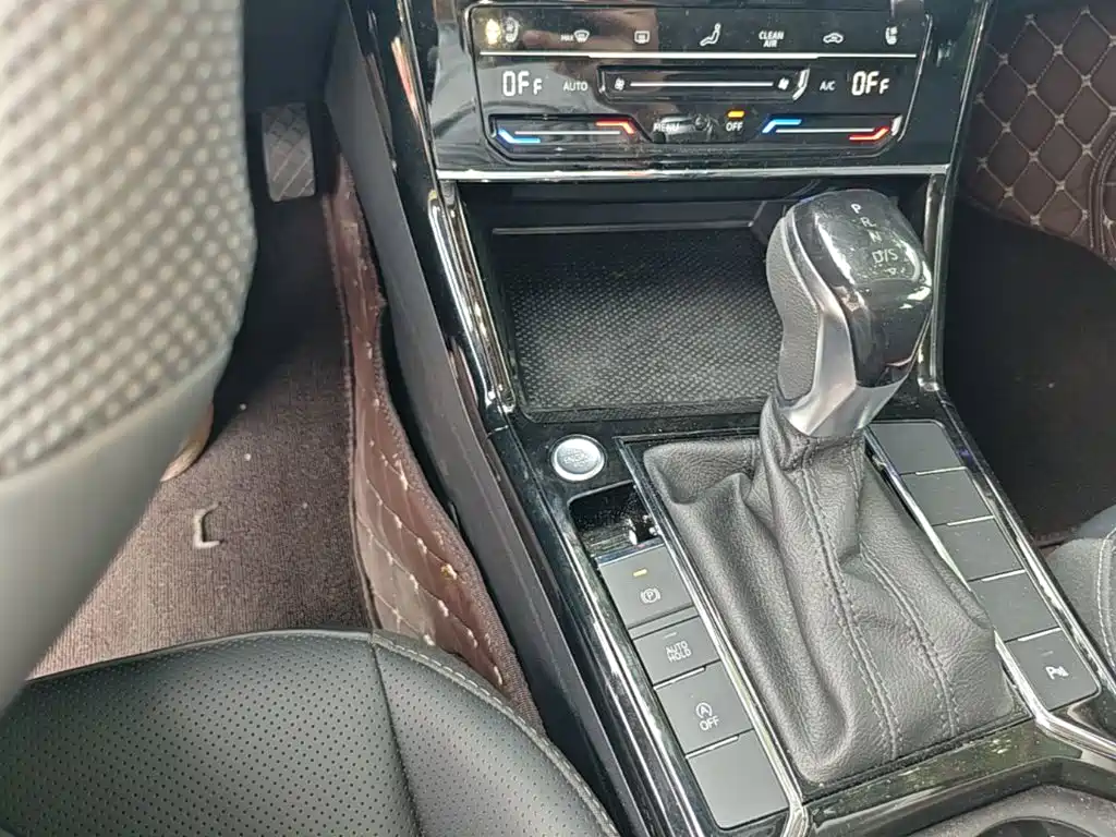 Volkswagen Passat — миниатюра 10