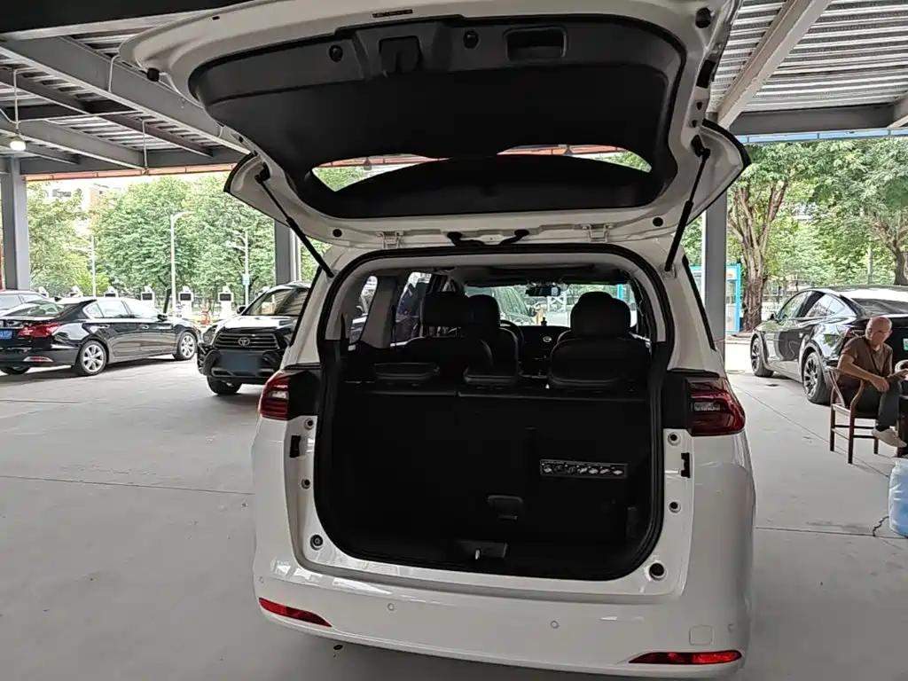 GAC Motor Trumpchi M6 — миниатюра 19
