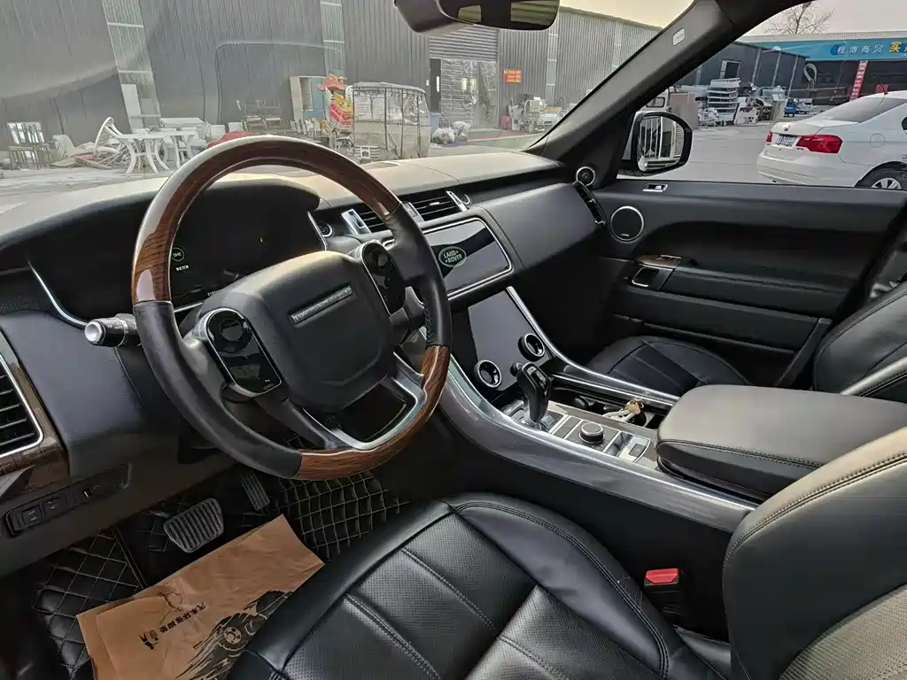 LAND ROVER RANGE ROVER SPORT NEW ENERGY