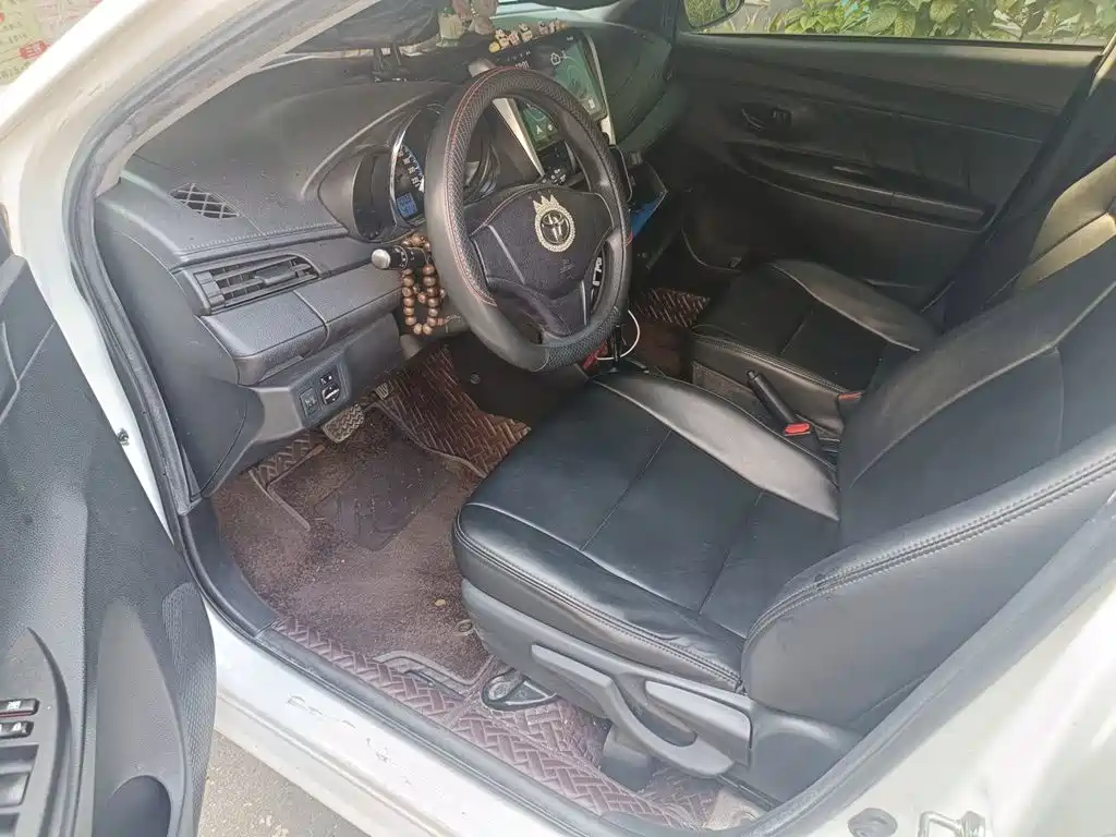 Toyota Vios FS — миниатюра 12