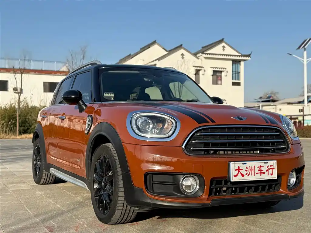 MINI COUNTRYMAN